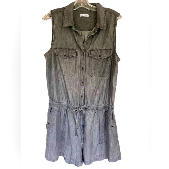Dex Pants - DEX gray chambray romper. Women’s Large.